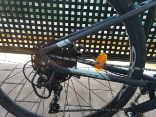 Bici Riverside paseo y caminos