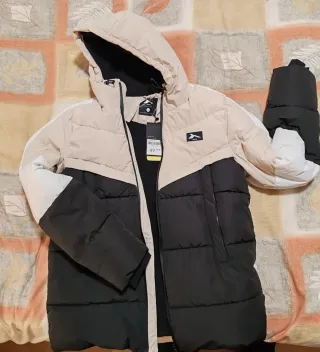 Cazadora Tenth beige y negra