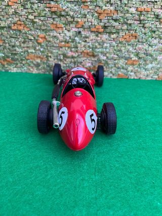 Ferrari 500 - Polistil / Tonka TG 19 - Escala 1:16