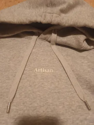 Sudadera Gris con Capucha