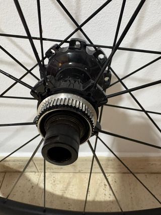 Rueda Trasera Shimano C50 (Dañada)