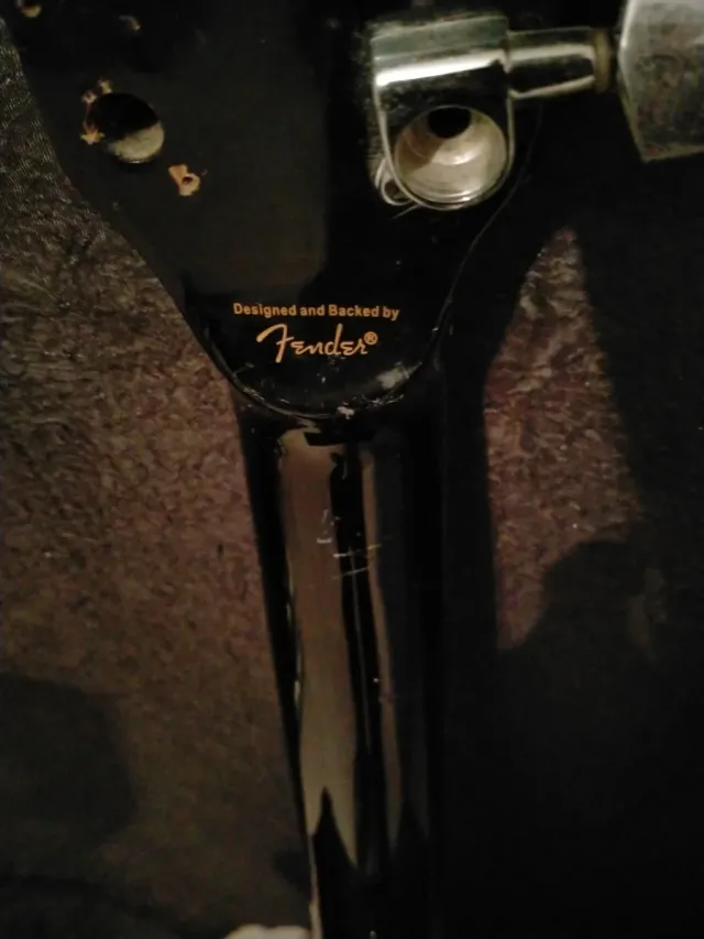 Chitarra acustica Fender