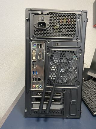 Torre Gaming Mars Gaming i7 24GB RAM 8GB Gráfica