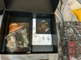 MSI MEG Z390 ACE Placa Base Intel