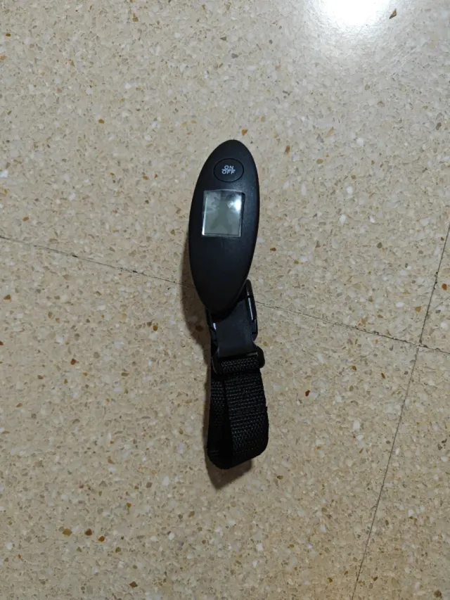 Báscula digital de viaje