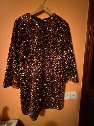 Vestido de fiesta lentejuelas negro ,dorado rojo..