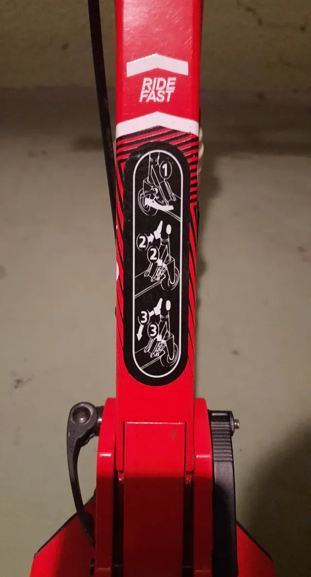 Patinete Oxelo Mid9 rojo