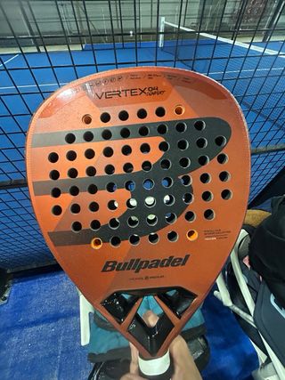 Pala Bullpadel Vertex 04 Comfort
