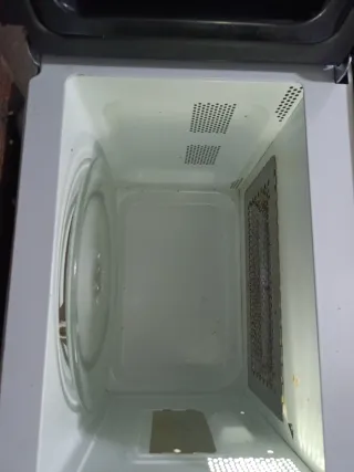 Microondas Grill Winia WKOG-W20S