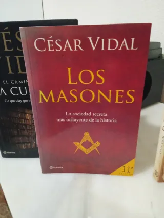 4 libros de César Vidal