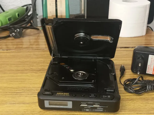 SONY DISCMAN MEGA BASS (D-22)