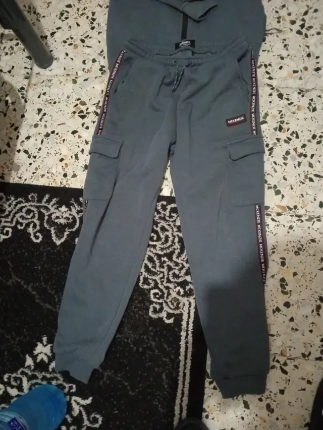 Chándal McKenzie Talla XS Gris y Negro