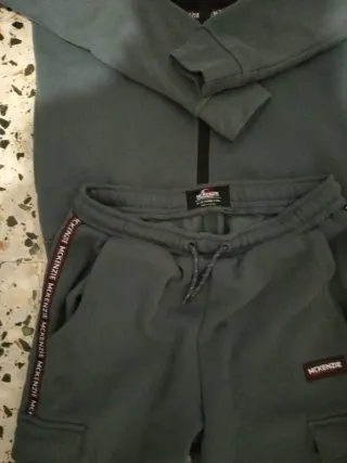 Chándal McKenzie Talla XS Gris y Negro