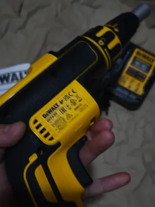 Taladro Dewalt DCF620