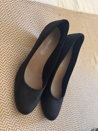 Zapatos de tacón azul marino