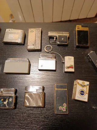 Collezione di accendini vintage