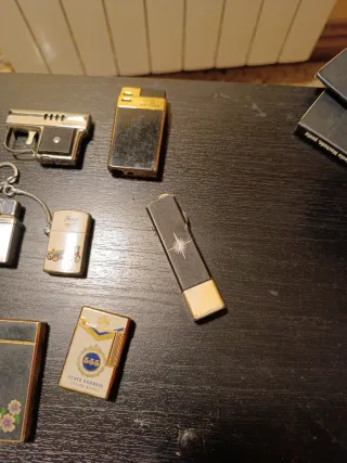 Collezione di accendini vintage