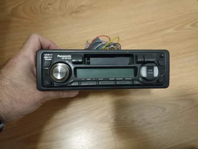 Radio cassette Coche Panasonic con Cargador CD