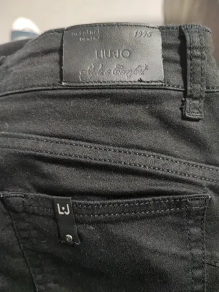 Liu Jo Jeans Neri Elastici Eleganti