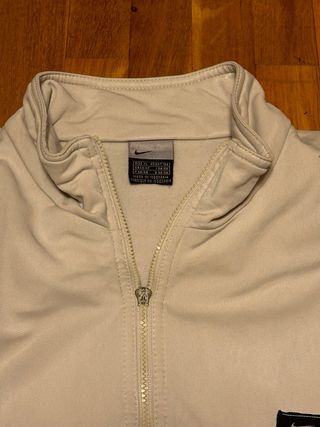 Chaqueta Nike Vintage Beige