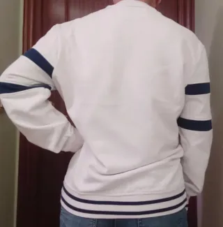 Suéter Guess Vintage Rayas Azul Blanco