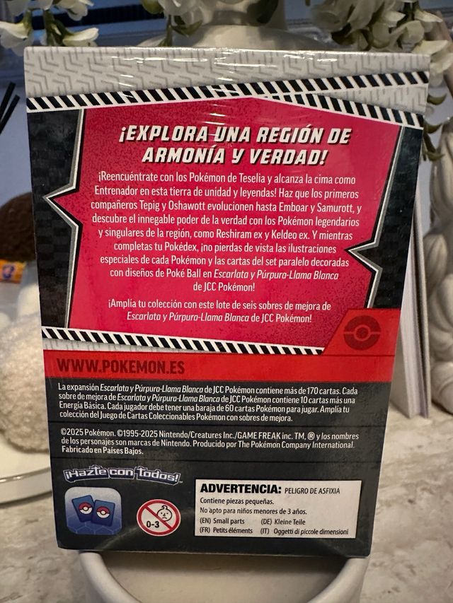 Pokémon Escarlata y Púrpura: Llama Blanca