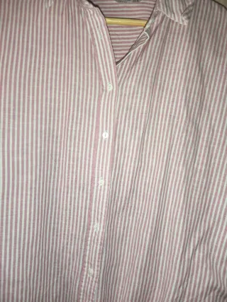 Camisa Stradivarius Rayas Rosas Talla M