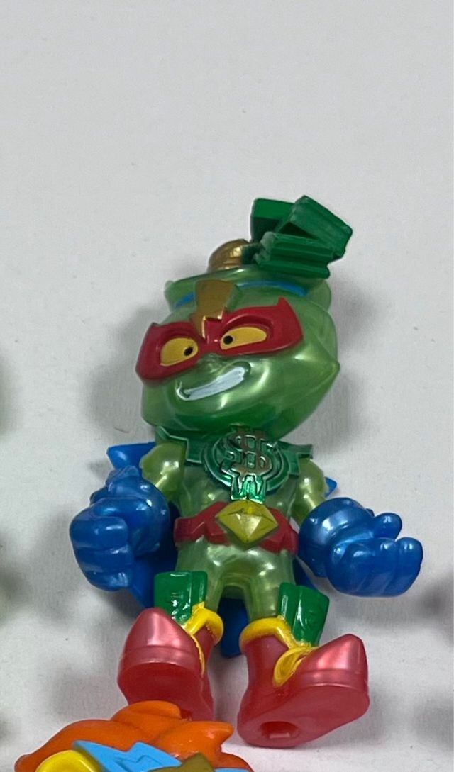 Kazoom Kids Figura Superhéroe Verde