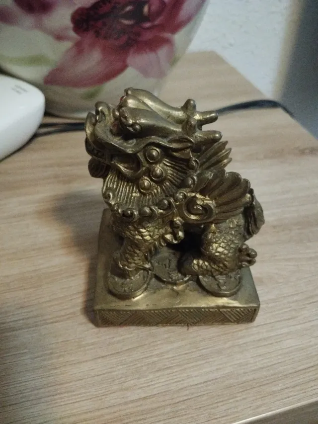 Figura Pixiu Feng Shui Fortuna Latón
