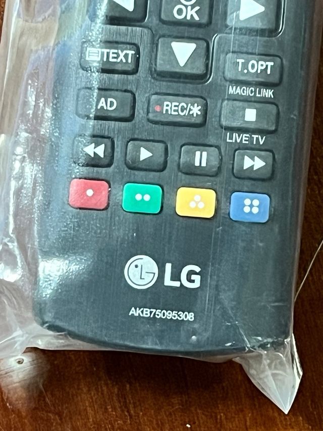 Mando a distancia LG AKB75096308 Nuevo a estrenar.