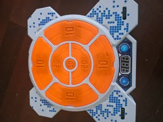 Diana y pistola de juguete