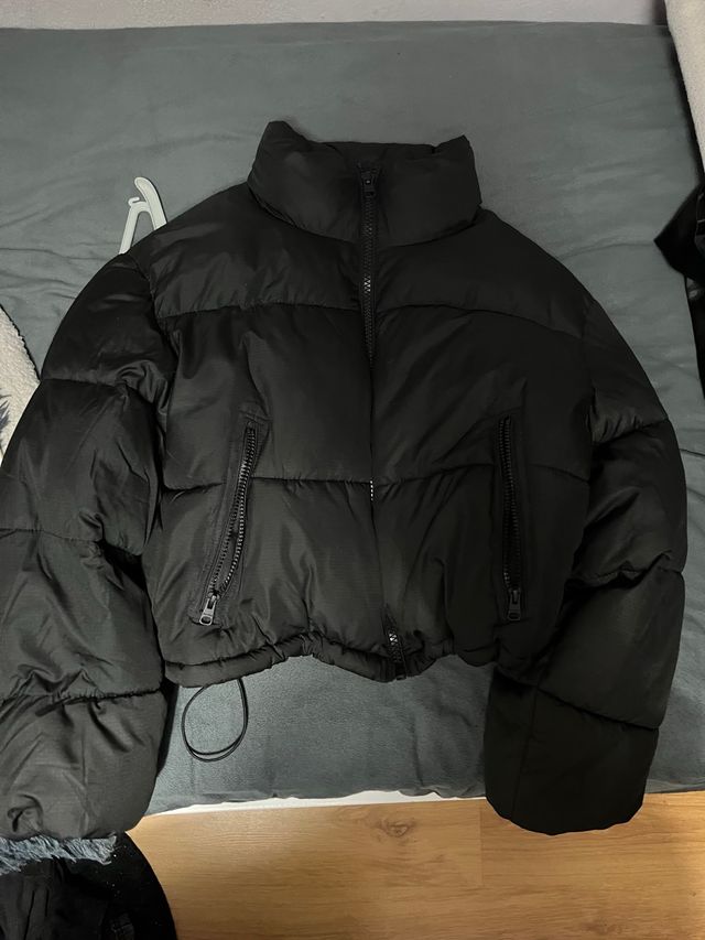 Abrigo negro Y2k streetwear