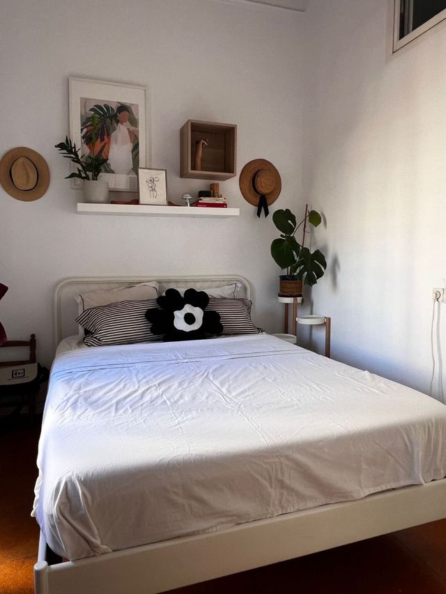 Estructura cama con colchón 140x200