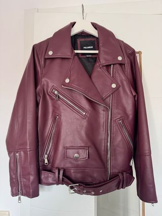 Cazadora Biker Pull&Bear Burdeos