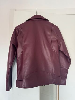 Cazadora Biker Pull&Bear Burdeos