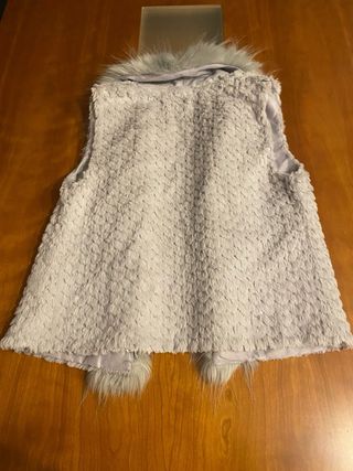 Chaleco gris peludo talla M