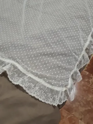 Manteletas huertana blaco roto