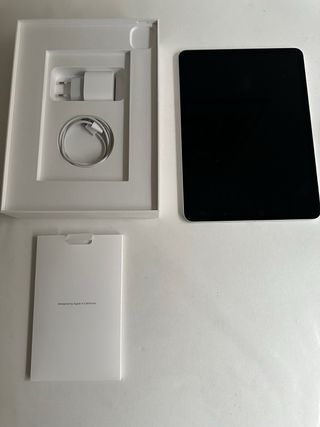 iPad Pro 11 2ª Gen 128GB WiFi + Magic Keyboard