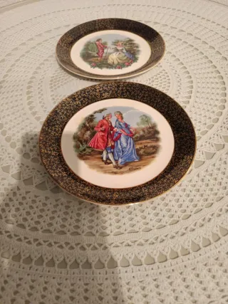 Antichi piatti decorativi