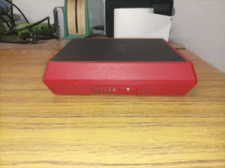 CONSOLA NINTENDO WII MINI ROJA