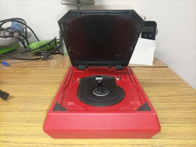 CONSOLA NINTENDO WII MINI ROJA