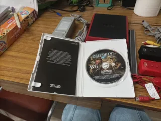 CONSOLA NINTENDO WII MINI ROJA