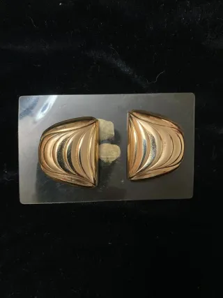 Pendientes dorados Ochenteros.