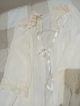 Camisón y bata lencera encaje