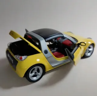 Smart Roadster 1/24 Burago Italia