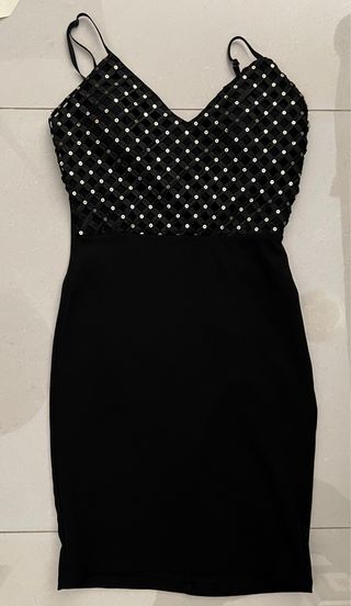 Vestido negro con lentejuelas