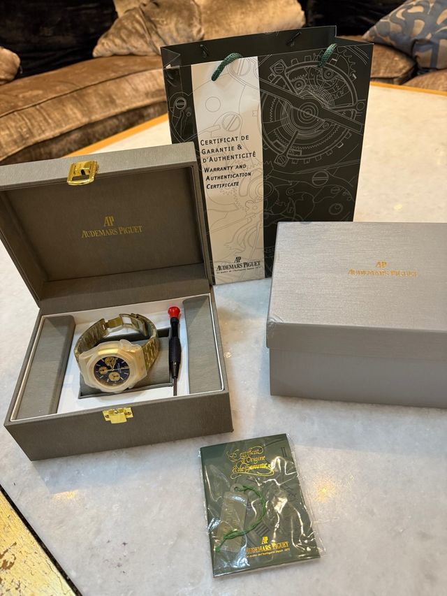 Audemars Piguet Royal Oak Reloj Azul y oro