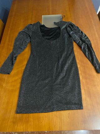 Vestido Negro Brillante Manga Larga