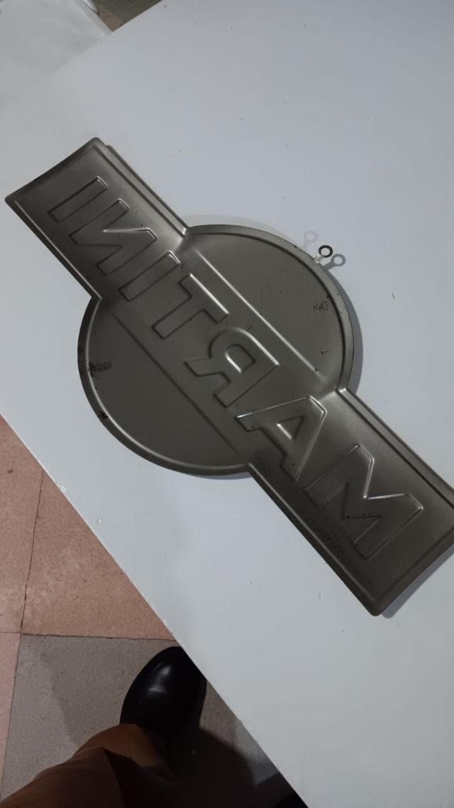 Logo Martini metálico