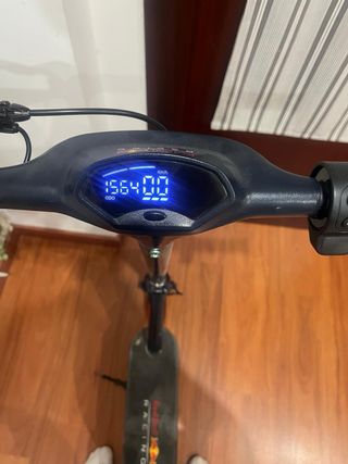 Patinete Eléctrico Red Bull Racing